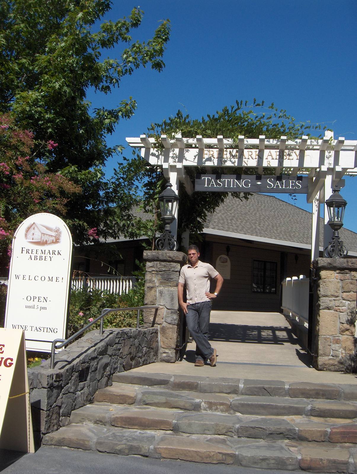 The entrance to Freemark Abbey in St. Helena. Freemark Abbey and Crossbarn by Paul Hobbs pour on domestic Delta One flights.
