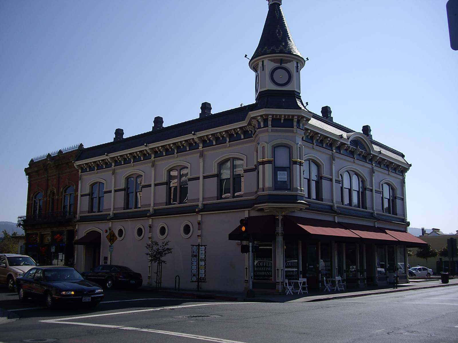 The 948 Main Street building, with the Napa Valley Coffee Roasting Company on its corner. A landmark and a refueling stop in one.